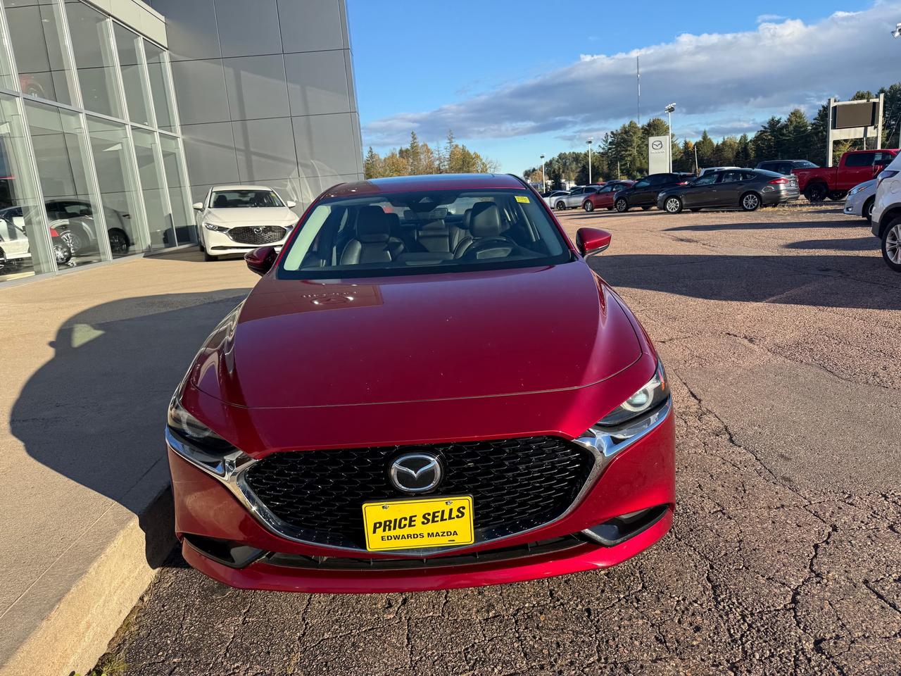 2019 Mazda 3 GT (A6) 4dr i-ACTIV All-Wheel Drive Sedan Photo4