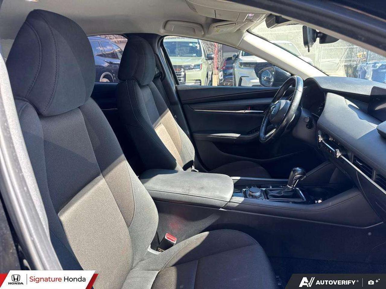 2020 Mazda 3 GS Photo