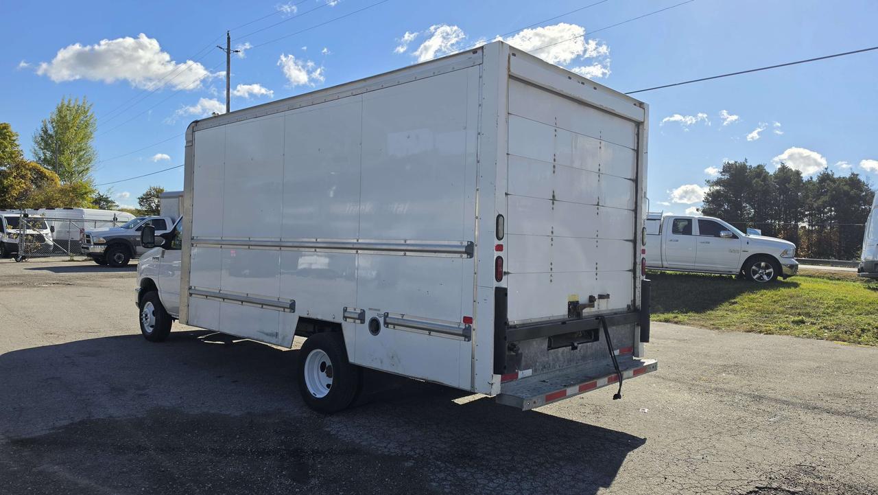 2017 Ford Econoline 16Ft Box - Gasoline - 16CB-C14087 Photo
