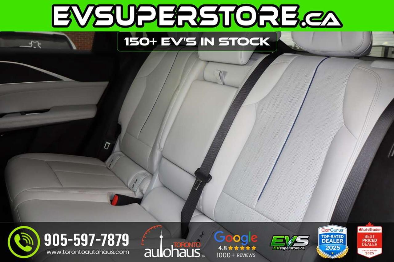 2025 Cadillac LYRIQ LUXURY I 600E4 AWD I TAN INTERIOR Photo