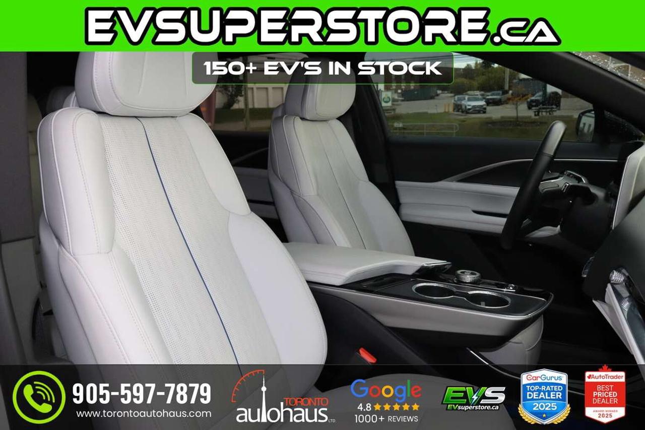 2025 Cadillac LYRIQ LUXURY I 600E4 AWD I TAN INTERIOR Photo