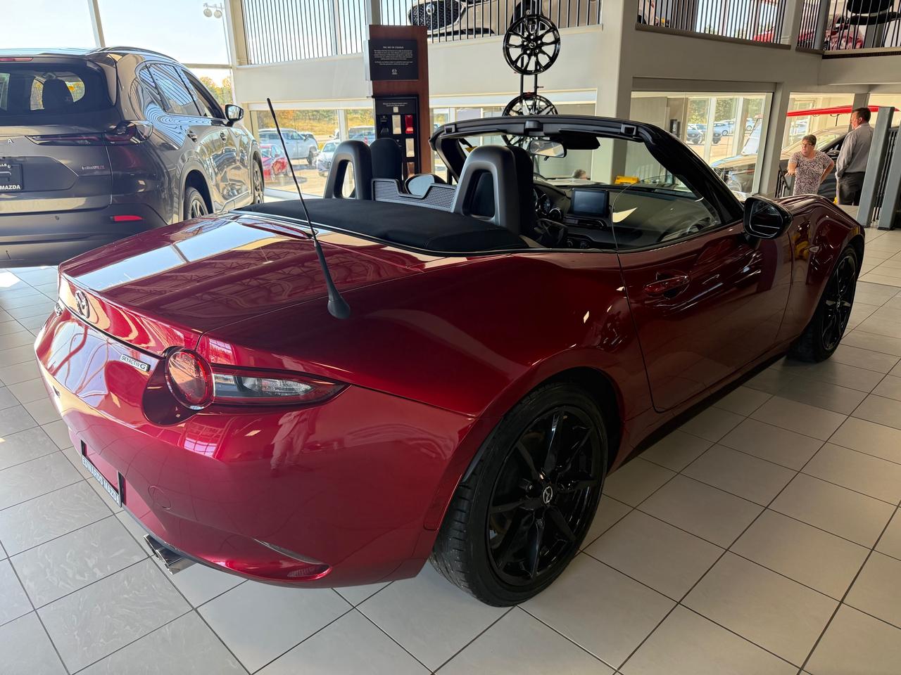 2021 Mazda MX-5 GS (M6) 2dr Convertible Photo3
