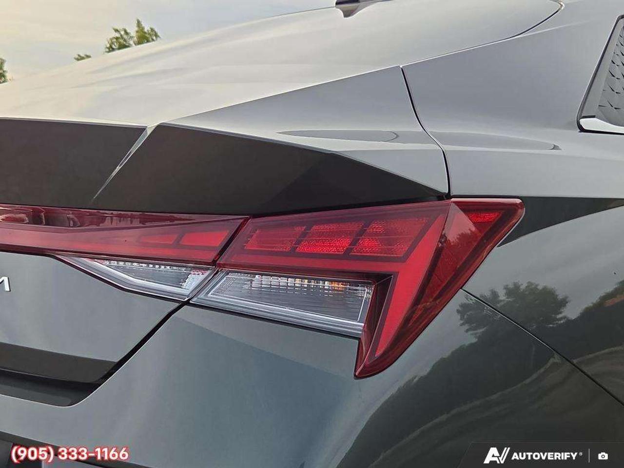 2024 Hyundai Elantra Apple CarPlay & Android Auto • Power Sunroof • Built-In Navigation System • Remote Start System • Heated Front Seats • La Photo