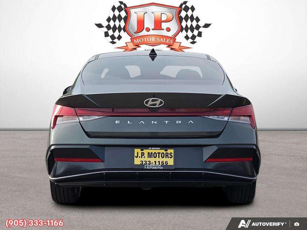 2024 Hyundai Elantra Apple CarPlay & Android Auto • Power Sunroof • Built-In Navigation System • Remote Start System • Heated Front Seats • La Photo
