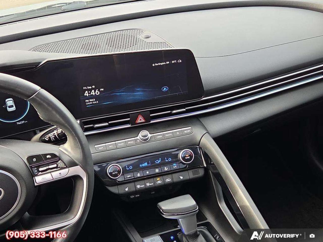 2024 Hyundai Elantra Apple CarPlay & Android Auto • Power Sunroof • Built-In Navigation System • Remote Start System • Heated Front Seats • La Photo