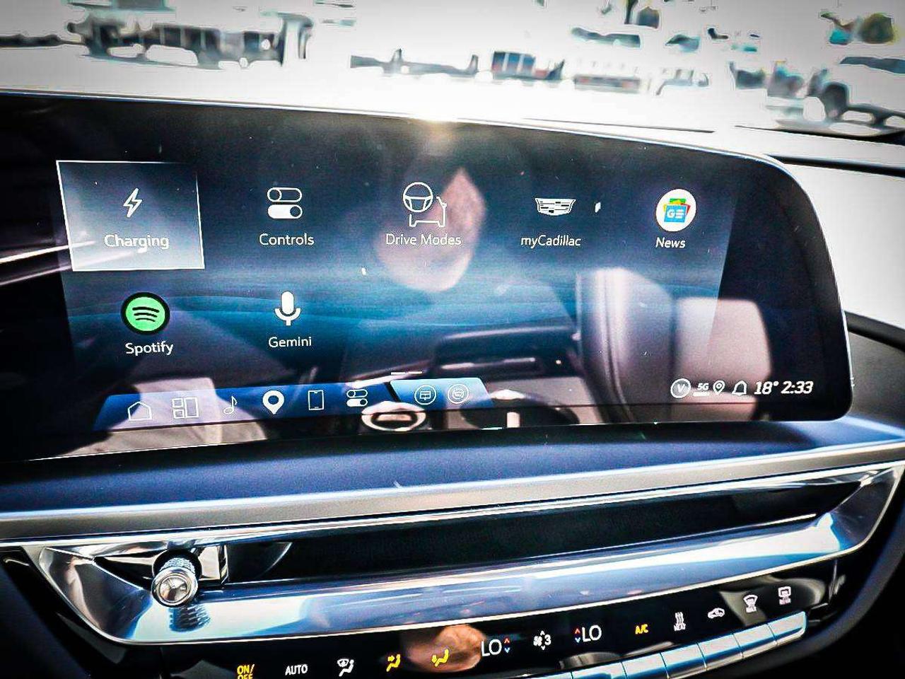 2024 Cadillac LYRIQ  Photo