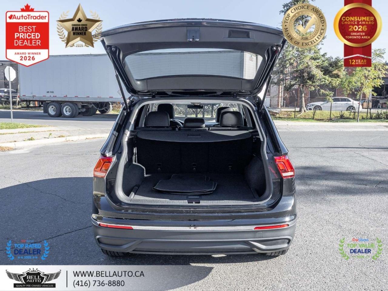 2022 Volkswagen Tiguan Comfortline   B.CAM   PANO   LTHR   WRLSCHRGR   NOACCIDENT Photo