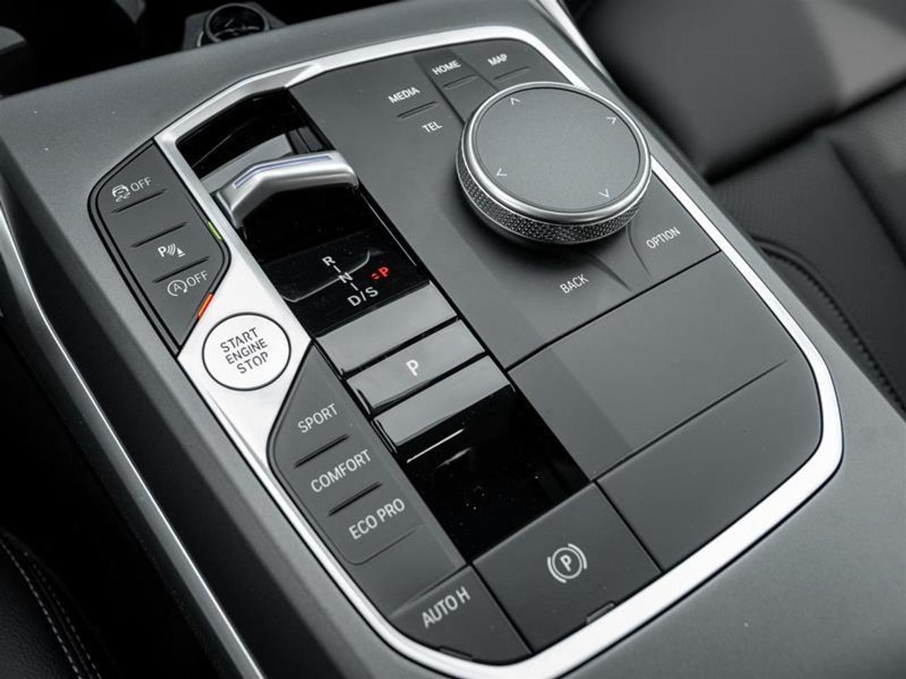 2026 BMW 330 i xDrive 4dr All-Wheel Drive Sedan Photo