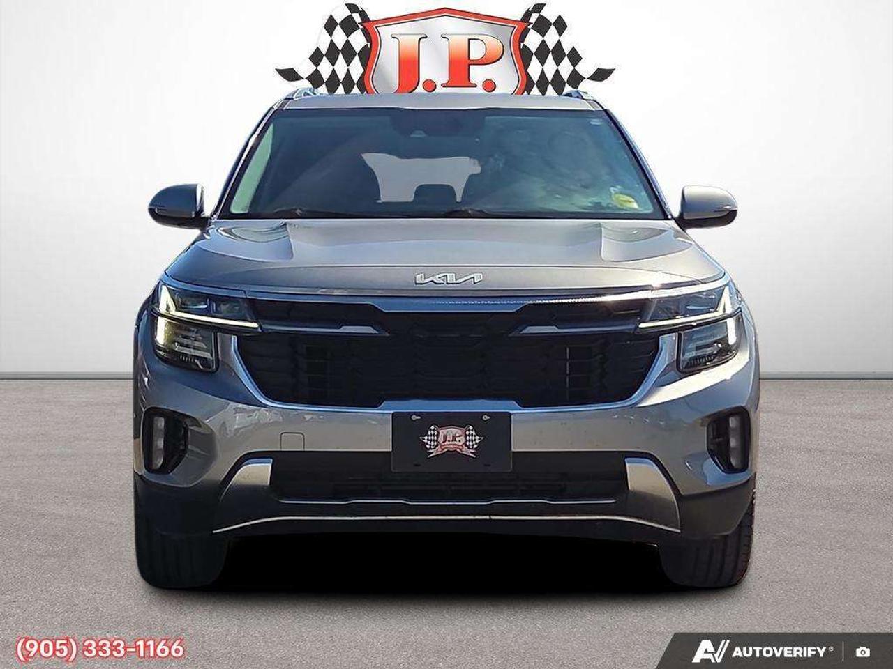 2024 Kia Seltos EX Apple CarPlay & Android Auto • Power Sunroof • Remote Start System • Heated Front Seats • Lane Assist Photo