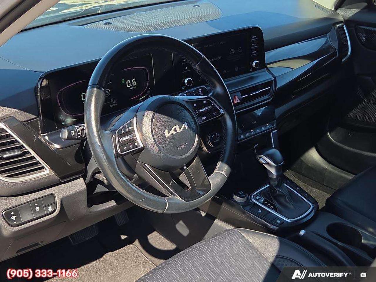 2024 Kia Seltos EX Apple CarPlay & Android Auto • Power Sunroof • Remote Start System • Heated Front Seats • Lane Assist Photo