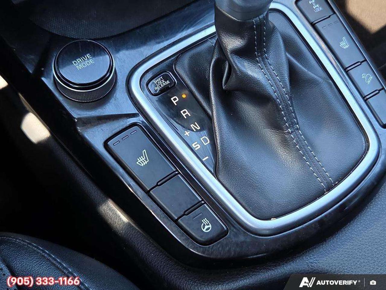 2024 Kia Seltos EX Apple CarPlay & Android Auto • Power Sunroof • Remote Start System • Heated Front Seats • Lane Assist Photo