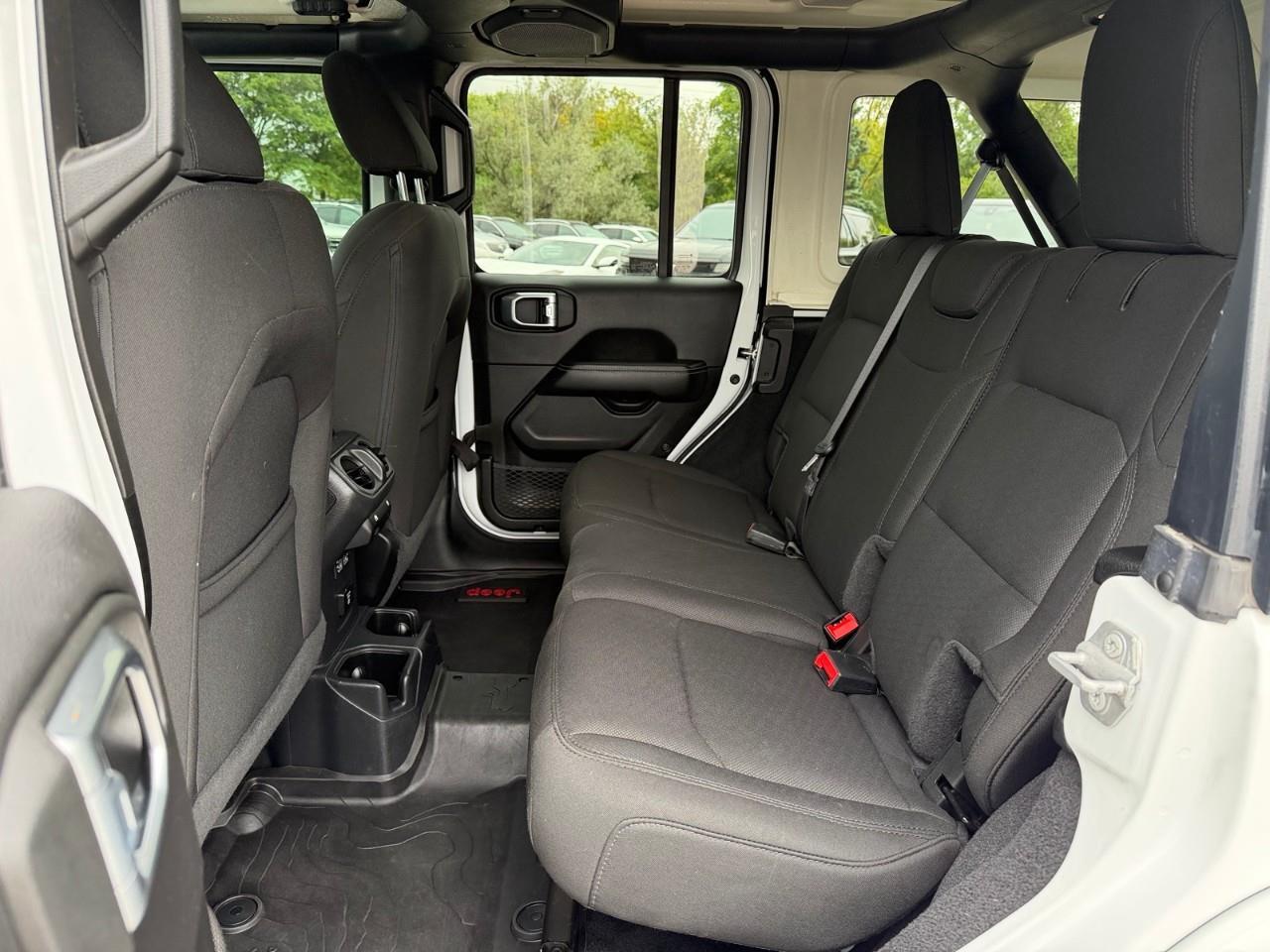 2023 Jeep Wrangler SAHARA 4DR 4X4 Photo