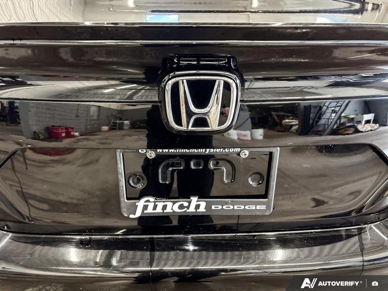2018 Honda Civic Touring (CVT) 4dr Sedan Photo