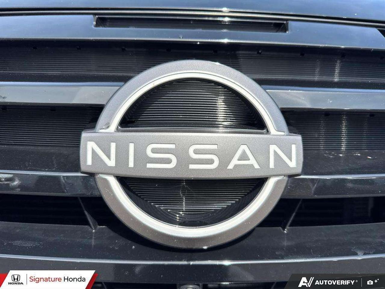 2023 Nissan Pathfinder SV Photo