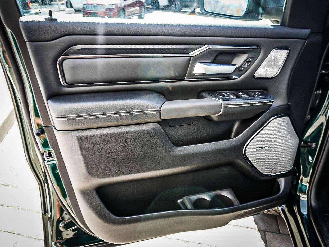 2027 RAM 1500  Photo