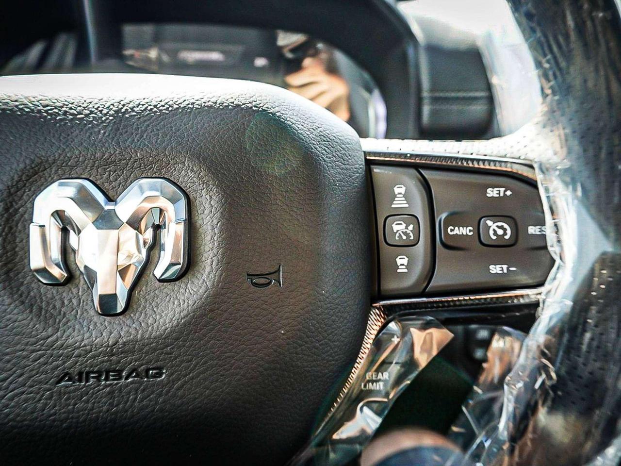 2027 RAM 1500  Photo
