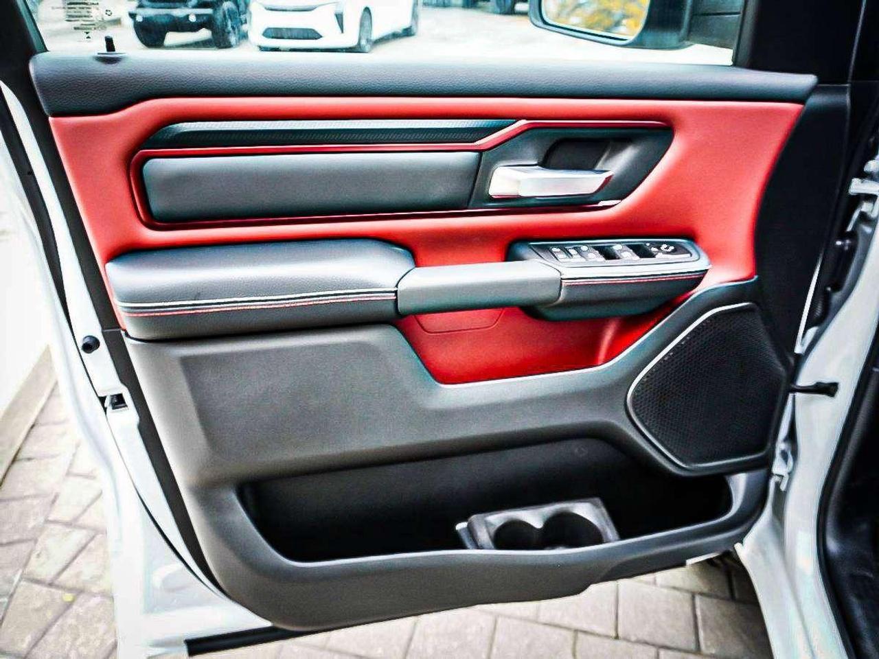 2027 RAM 1500  Photo