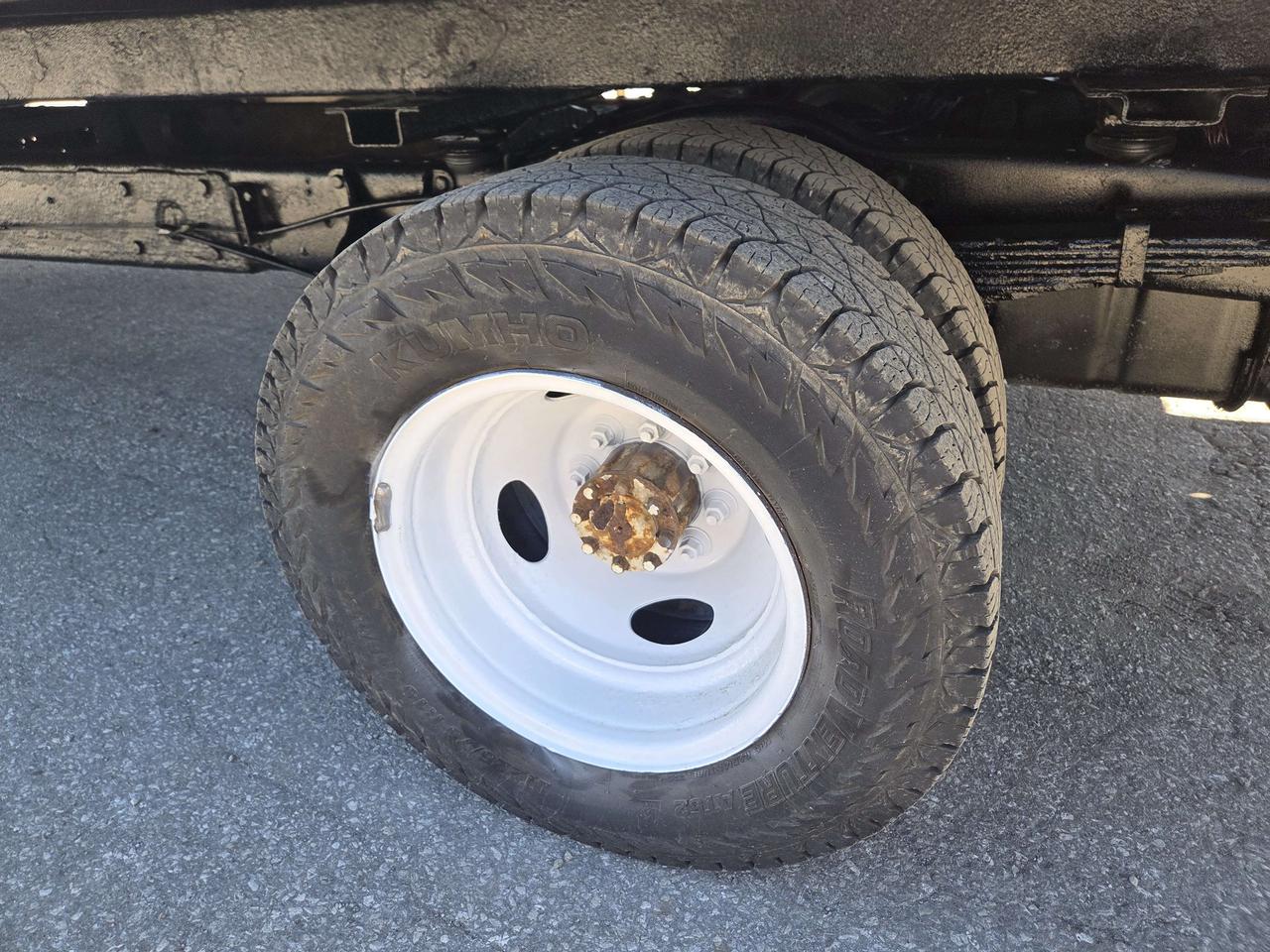 2016 Ford E-450 18Ft Box - E-450 - Side Door - Gasoline - 16CB-C29458 Photo
