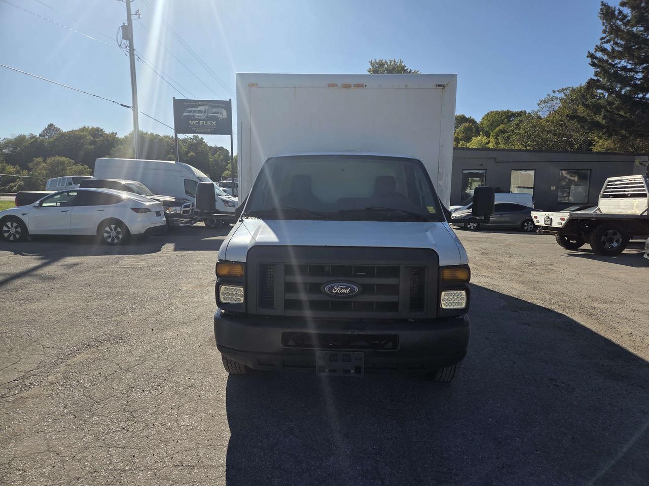 2016 Ford E-450 18Ft Box - E-450 - Side Door - Gasoline - 16CB-C29458 Photo