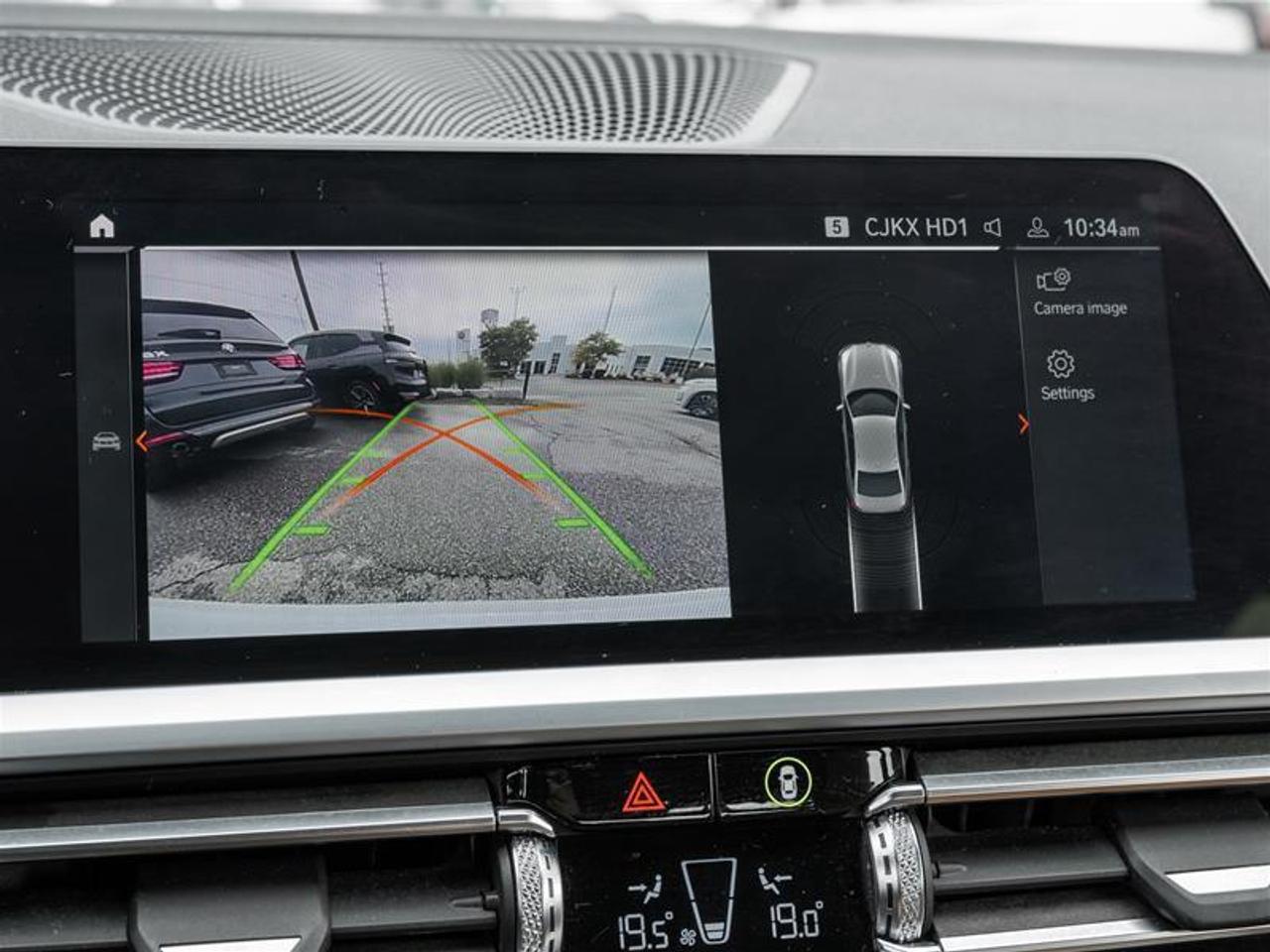2019 BMW 330 i xDrive 4dr All-Wheel Drive Sedan Photo