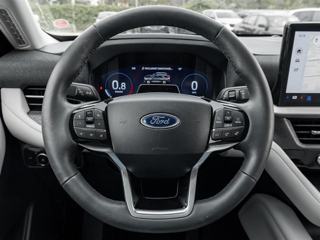 2026 Ford Explorer Platinum 4dr 4x4 Photo