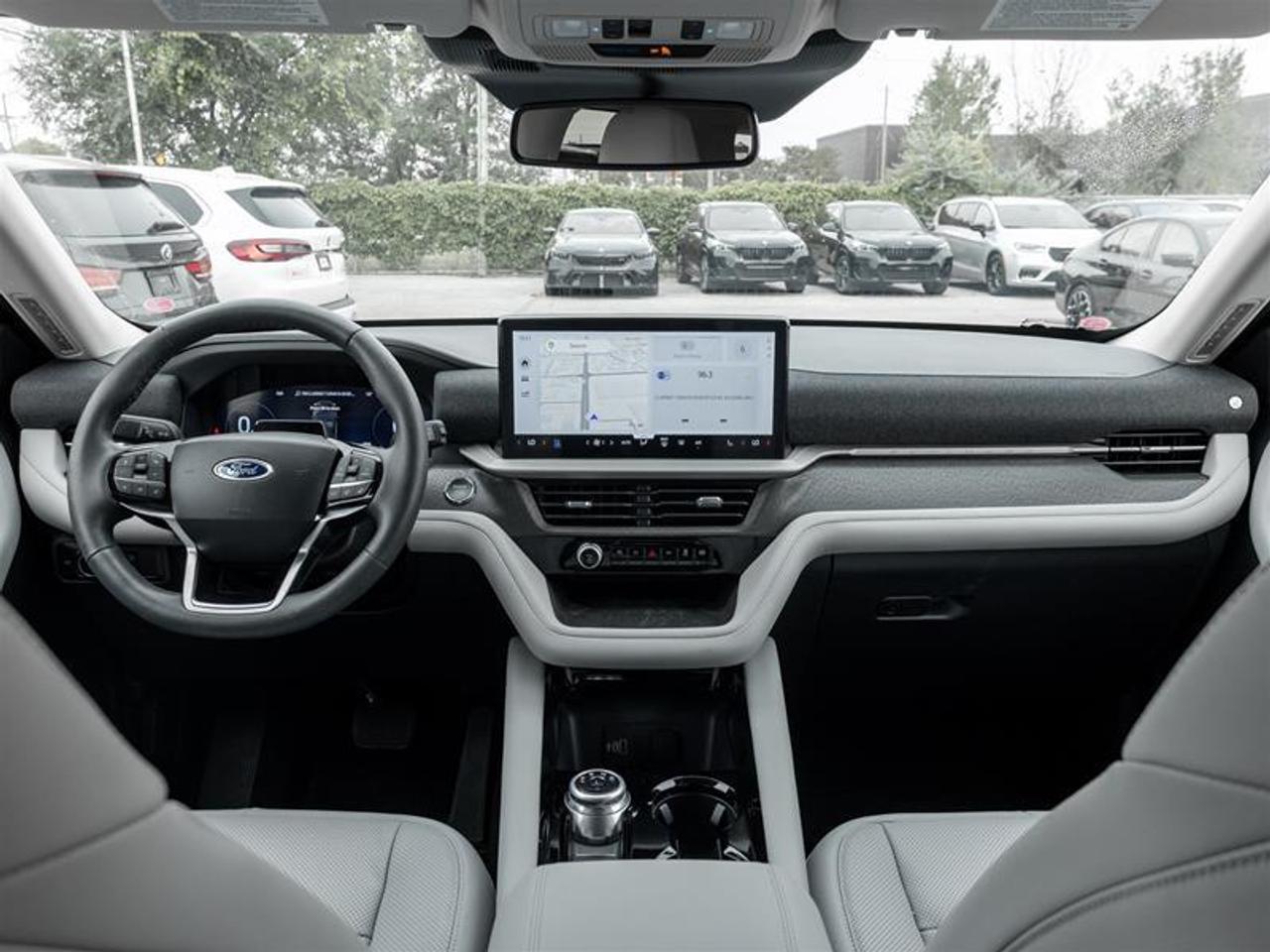 2026 Ford Explorer Platinum 4dr 4x4 Photo
