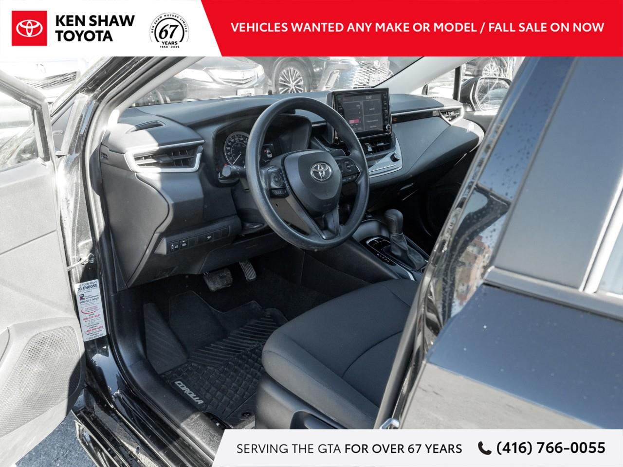 2022 Toyota Corolla LE 4DR SEDAN Photo