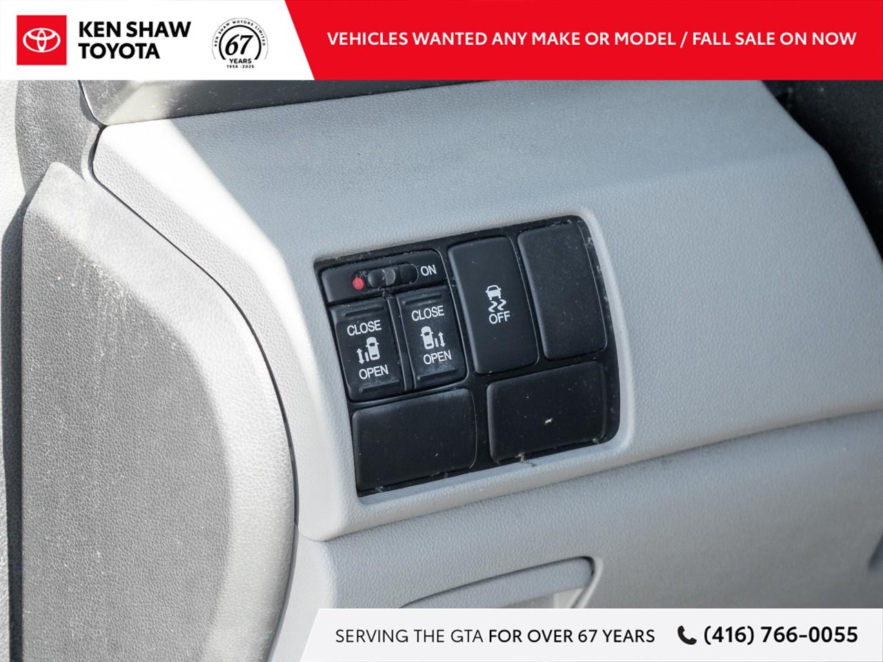 2014 Honda Odyssey EX (A6) Passenger Van Photo