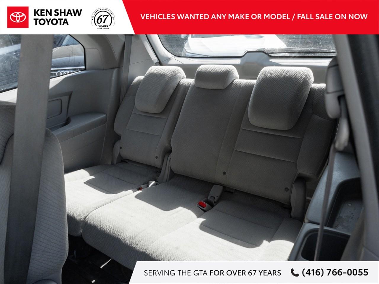 2014 Honda Odyssey EX (A6) Passenger Van Photo