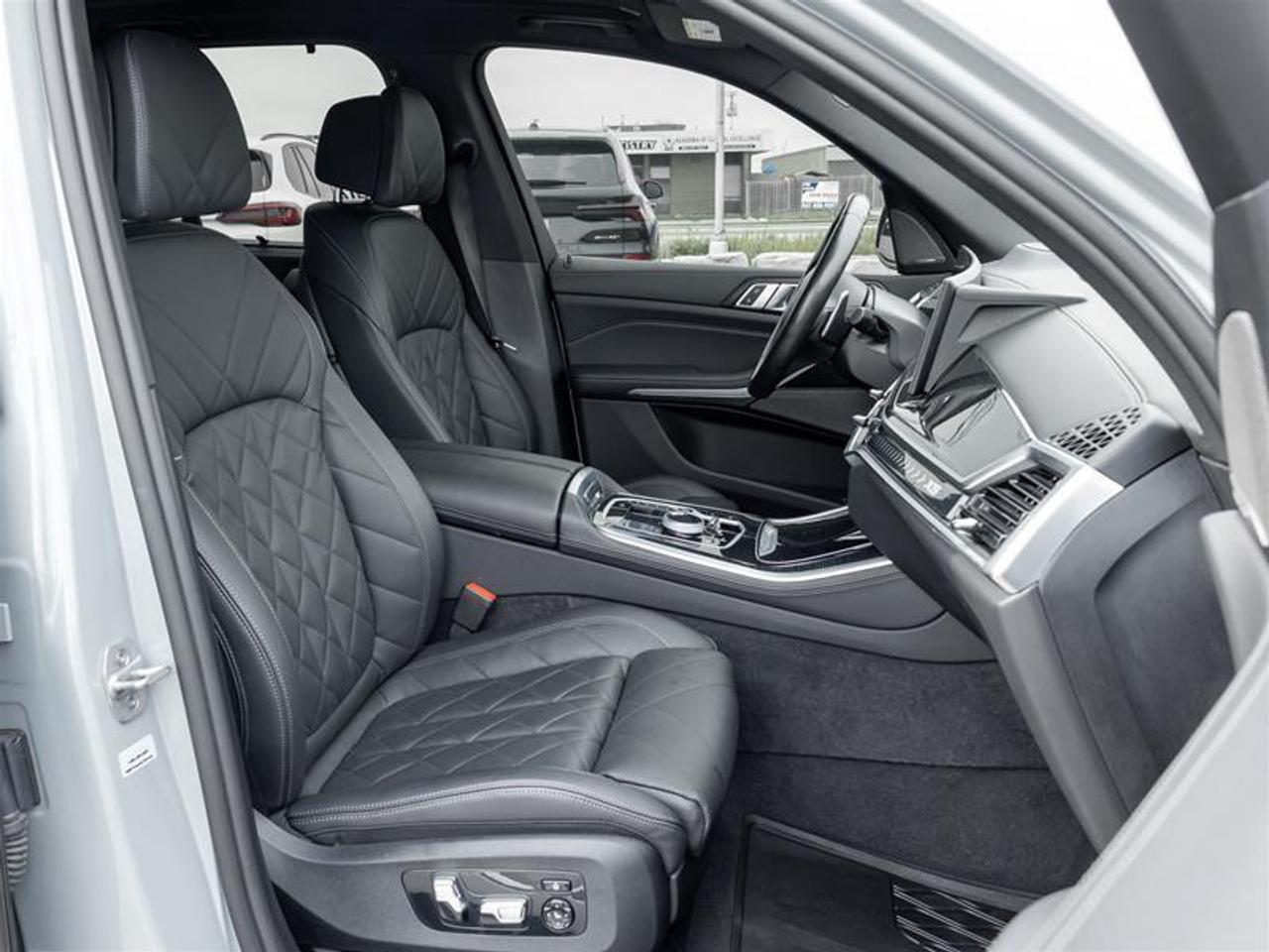 2024 BMW X5 xDrive40i 4dr All-Wheel Drive Sports Activity Vehicle Photo