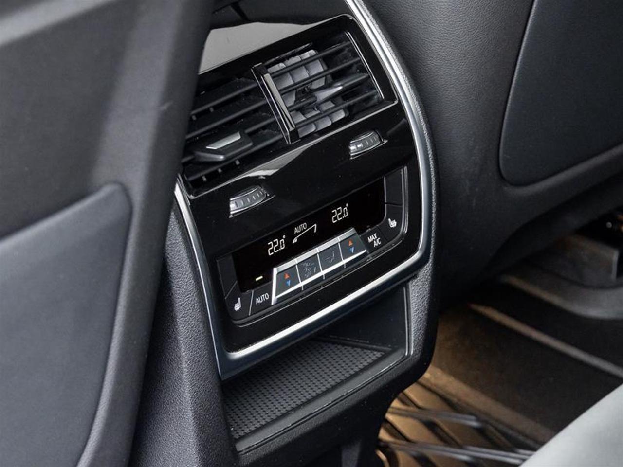 2024 BMW X5 xDrive40i 4dr All-Wheel Drive Sports Activity Vehicle Photo
