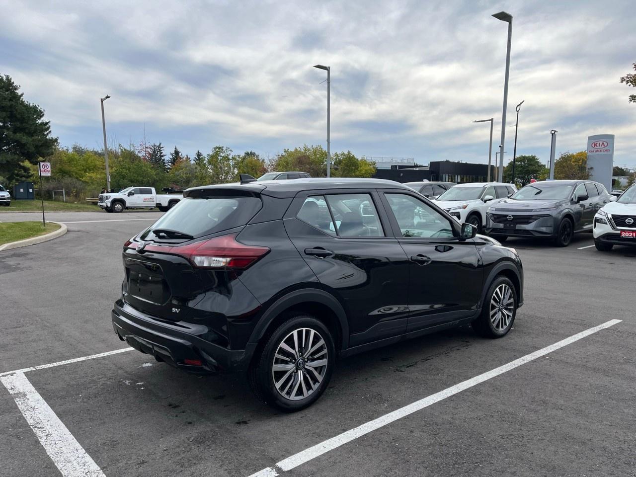 2024 Nissan Kicks SV FWD Photo