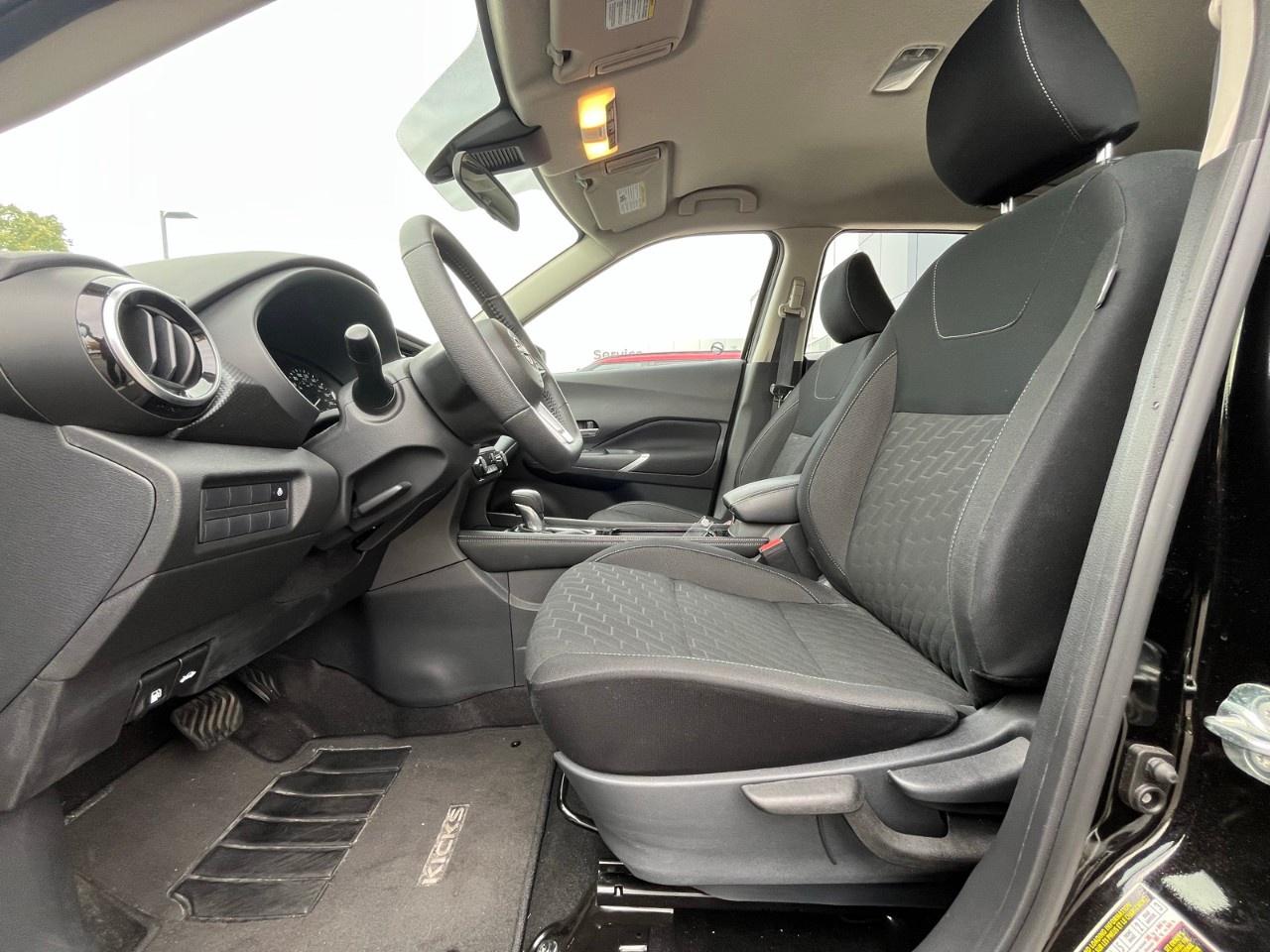 2024 Nissan Kicks SV FWD Photo