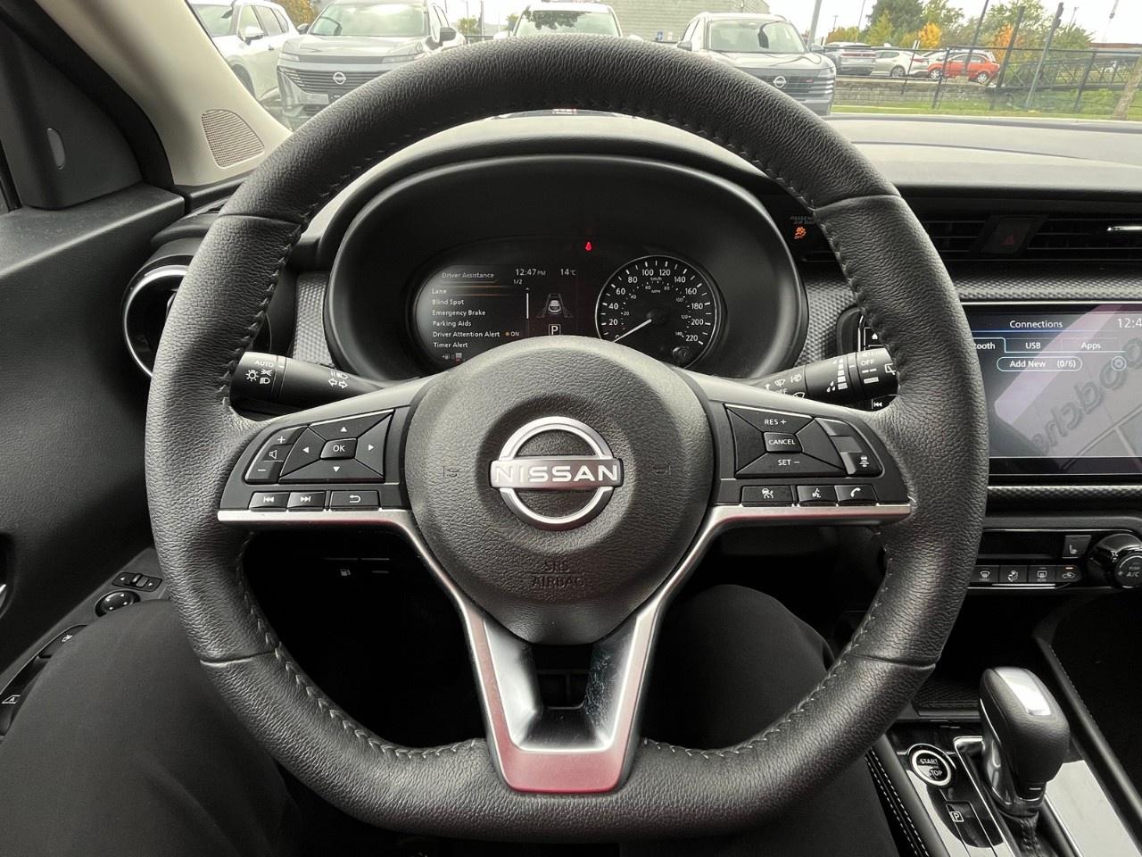 2024 Nissan Kicks SV FWD Photo