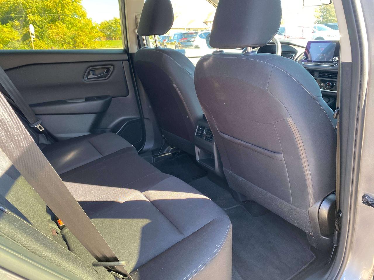 2024 Nissan Rogue S, CLEAN CARFAX, REMOTE START, BACK UP CAMERA! Photo