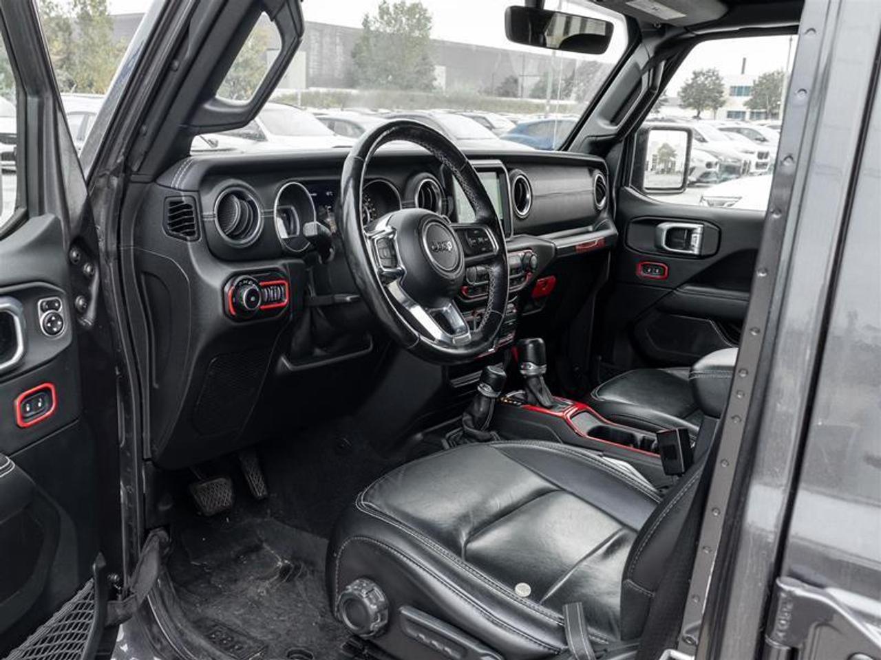 2021 Jeep WRANGLER UNLIMITED Sahara 4dr 4x4 Photo