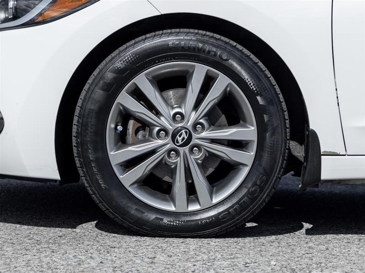 2018 Hyundai Elantra GL (A6) 4dr Sedan Photo4