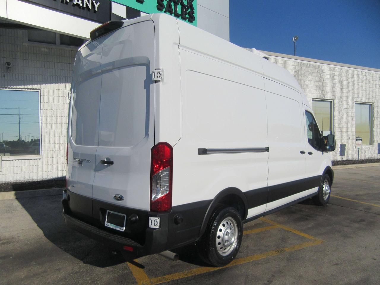 2024 Ford Transit T-250 HIGH ROOF ALL WHEEL DRIVE REEFER & STANDBY Photo