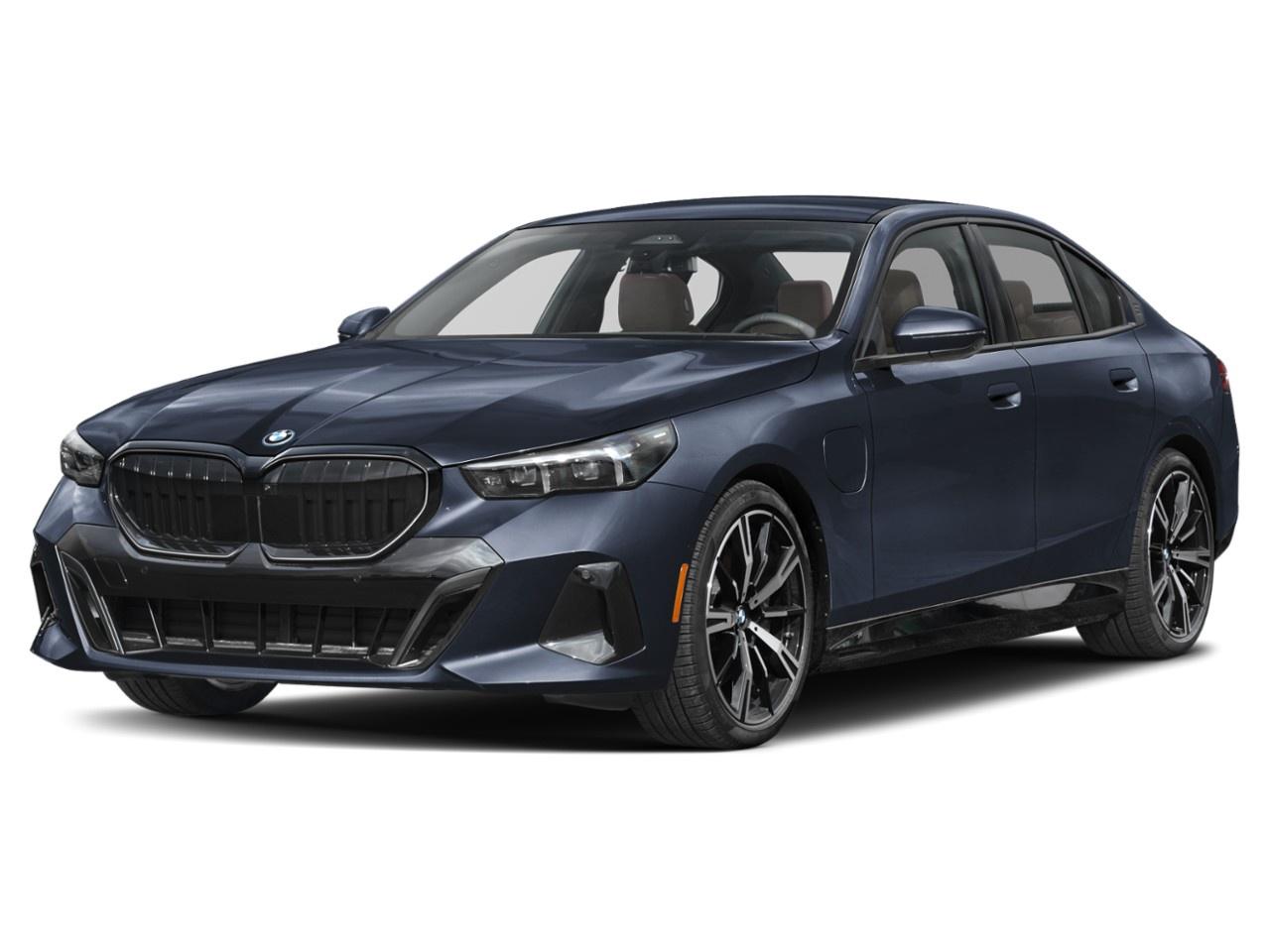 2027 BMW 5 Series 550e xDrive Sedan Photo