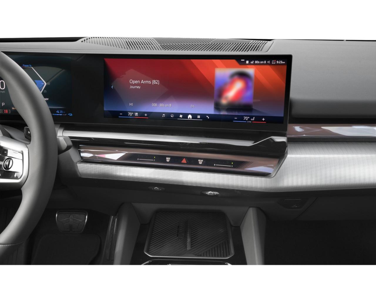 2027 BMW 5 Series 550e xDrive Sedan Photo