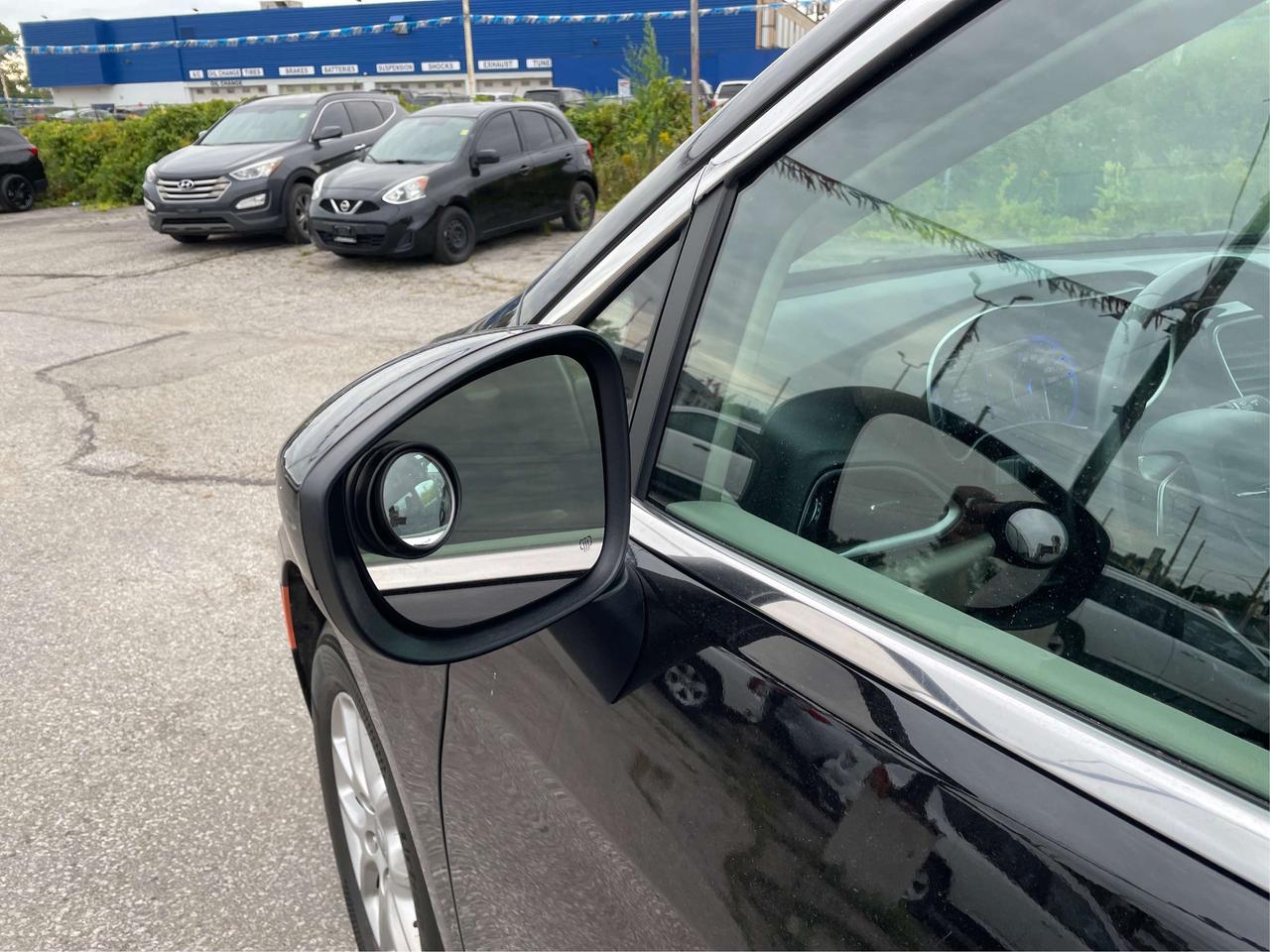 2024 Dodge Grand Caravan SXT/7PASS/V6/HEATED SEATS/WE FINANCE ALL CREDIT! Photo