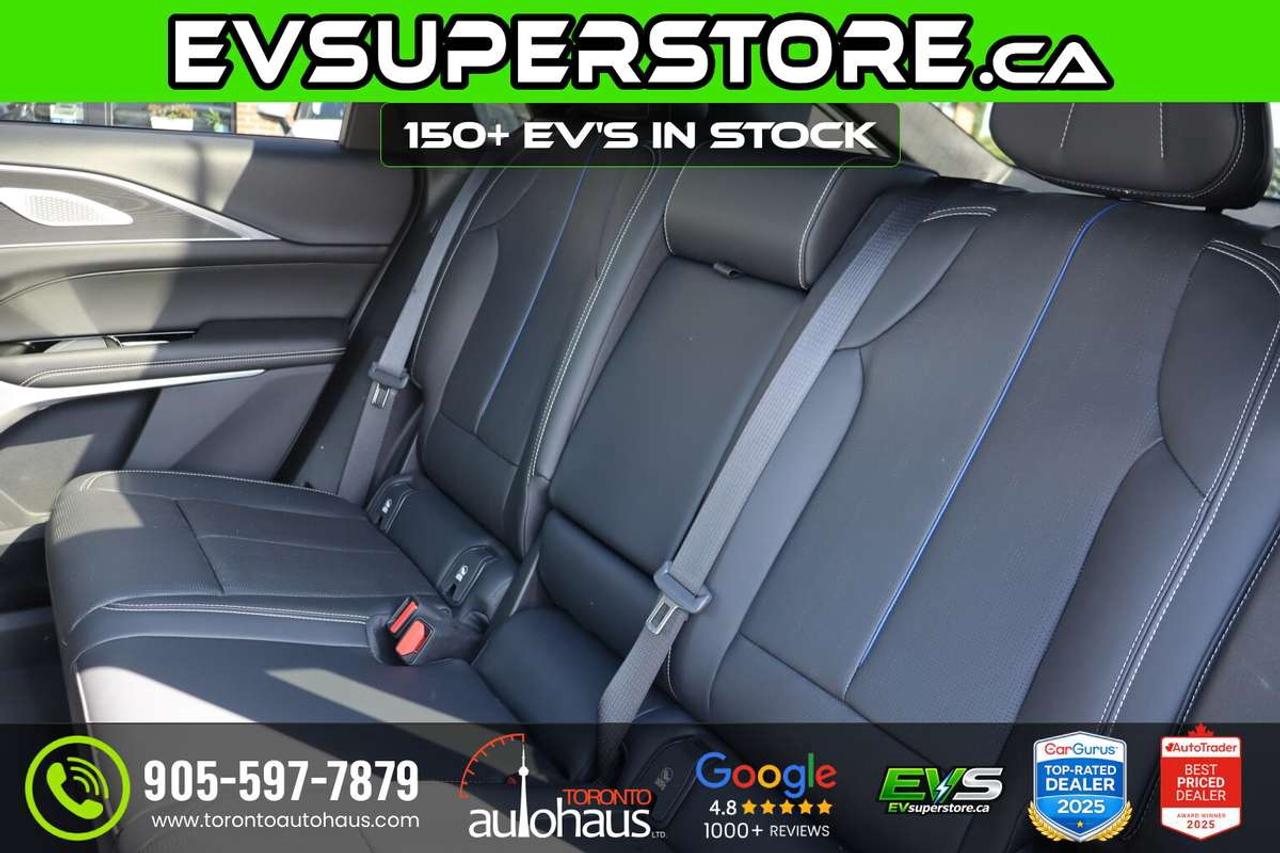 2024 Cadillac LYRIQ LUXURY 2 PKG I 600 E4 I AWD Photo