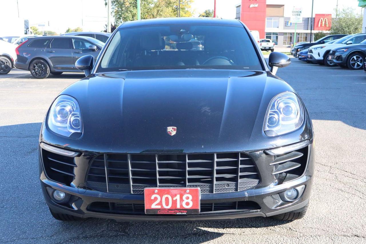 2018 Porsche Macan AWD   No Accident   Clean Carfax   Bose Photo