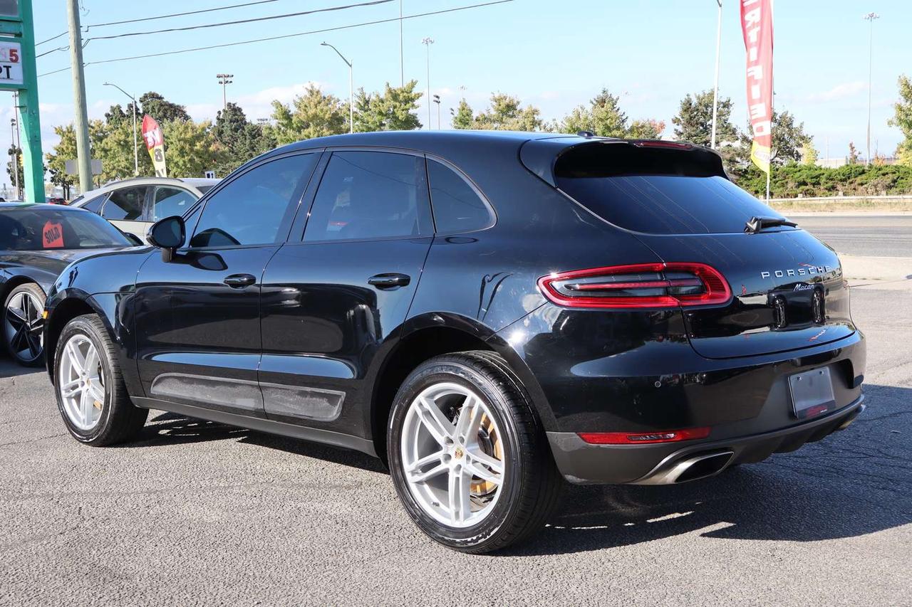2018 Porsche Macan AWD   No Accident   Clean Carfax   Bose Photo4