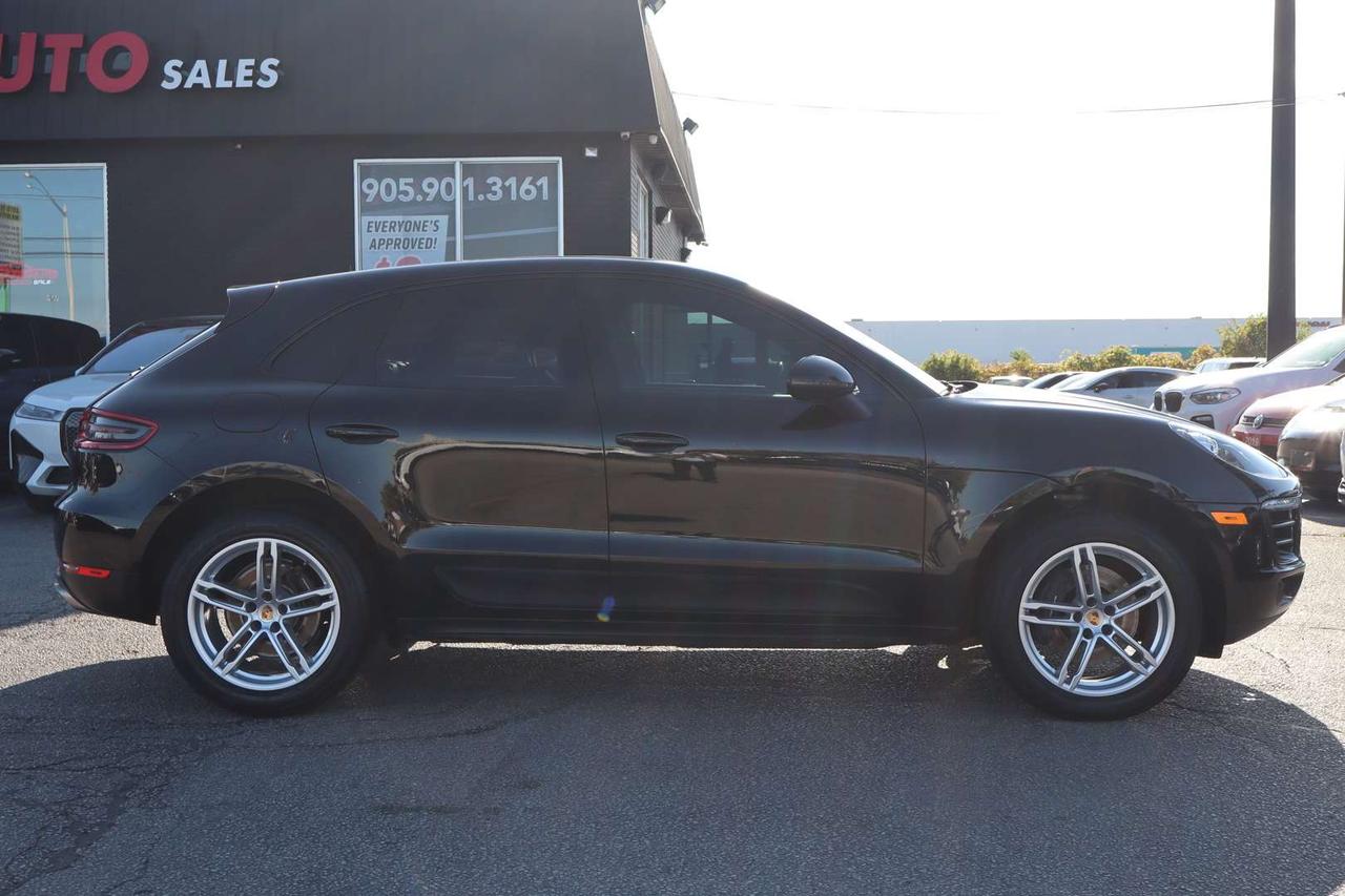 2018 Porsche Macan AWD   No Accident   Clean Carfax   Bose Photo