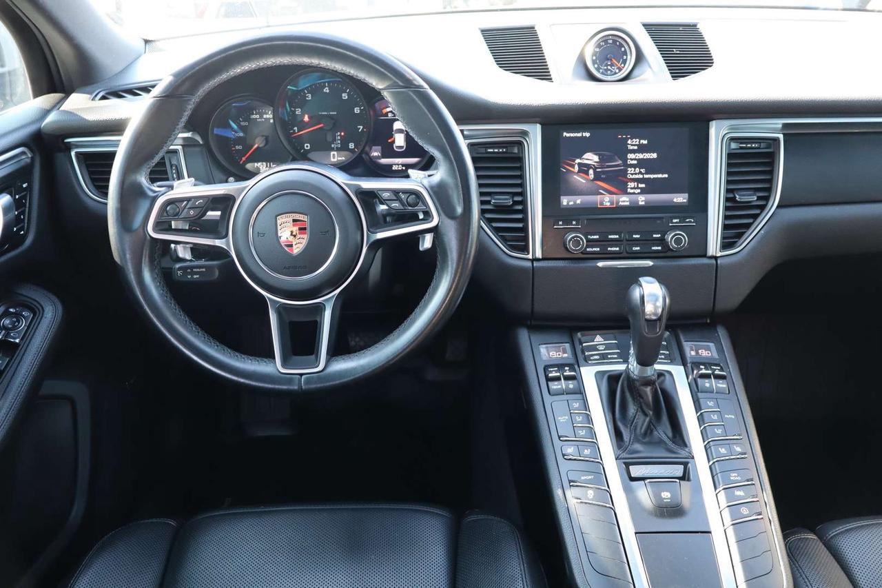 2018 Porsche Macan AWD   No Accident   Clean Carfax   Bose Photo