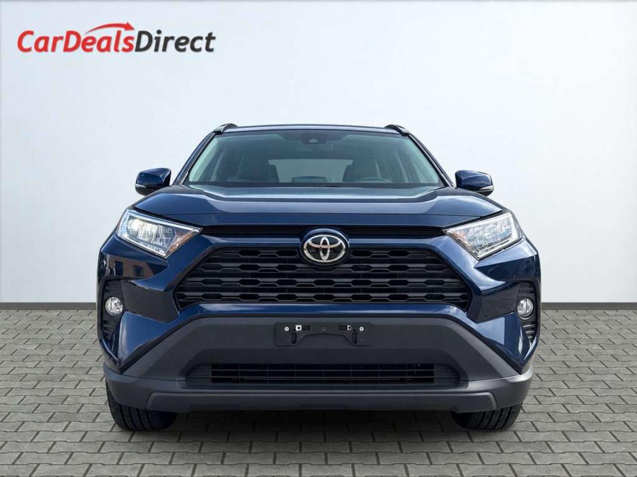 2019 Toyota RAV4 XLE AWD / 2.5L / LEATHER/ SUNROOF / HEATED SEATS / BACKUP CAMERA Photo5