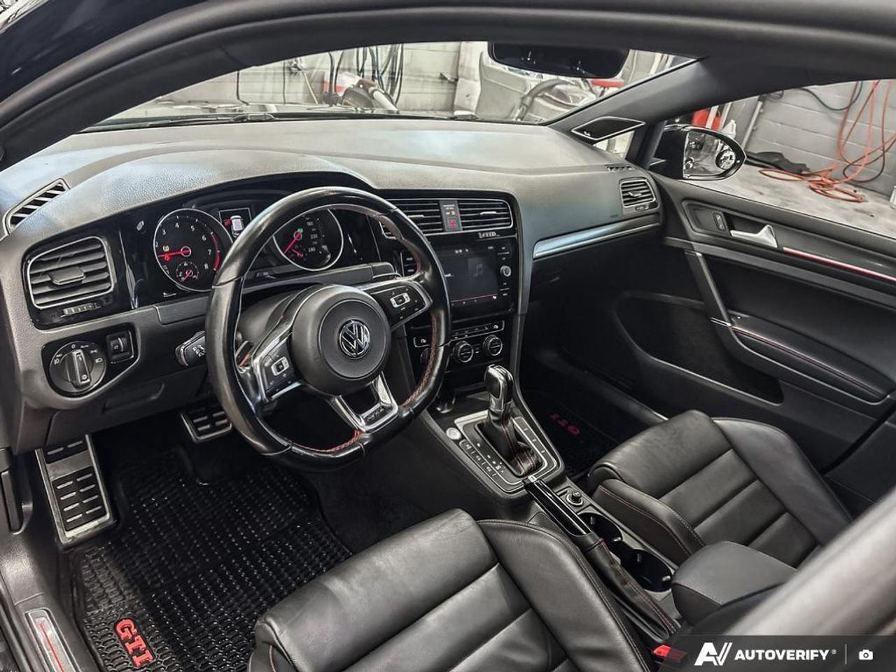 2019 Volkswagen Golf GTI  Photo