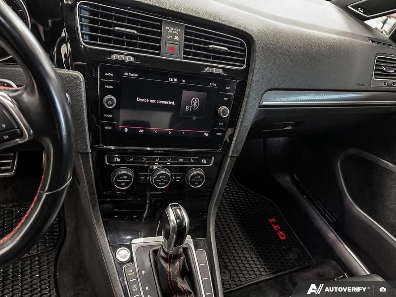2019 Volkswagen Golf GTI  Photo
