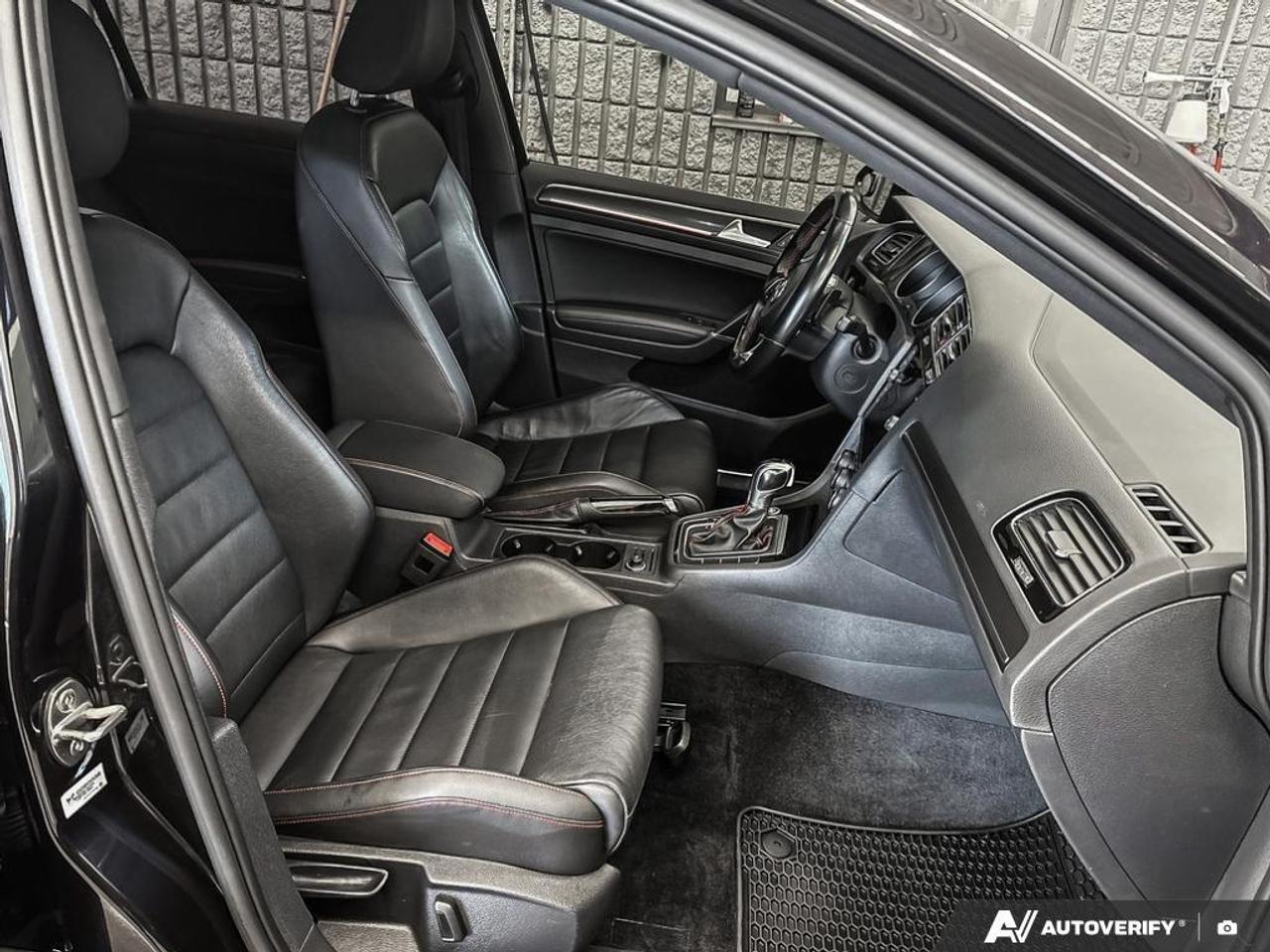 2019 Volkswagen Golf GTI  Photo